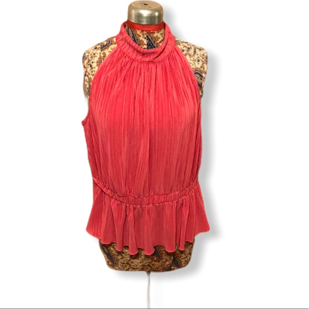 Mock neck sleeveless blouse🌙